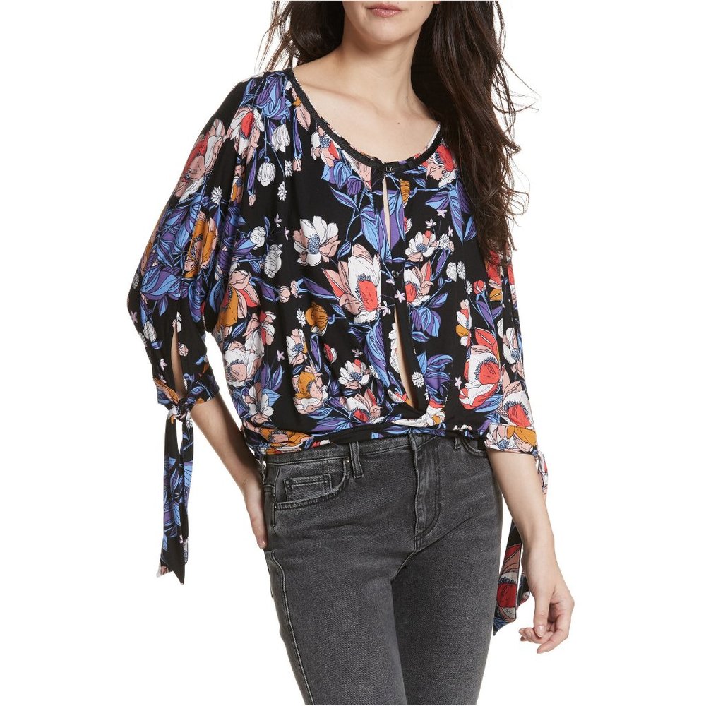 Keepin' On Stretch Jersey Floral Drapey Top L